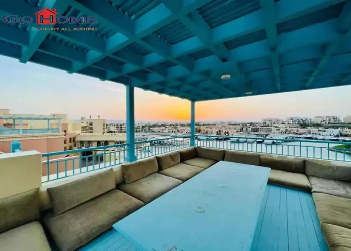 Pretty 4 Bed Penthouse At New Marina Hurghada