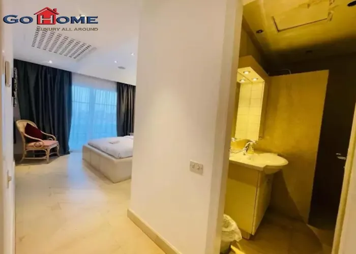 Pretty 4 Bed Penthouse At New Marina Hurghada